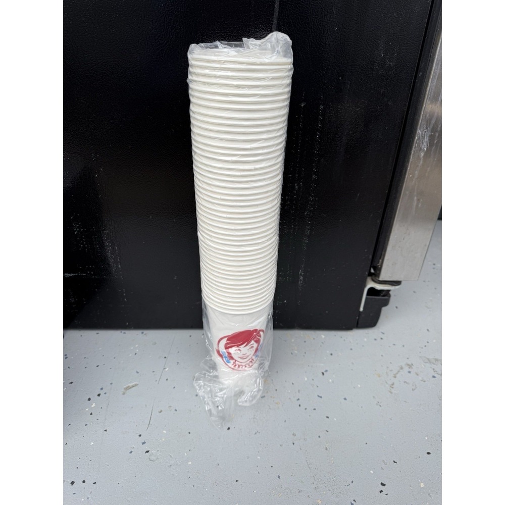 Wendy's 2021  Paper cup large - Lot Of 43 New